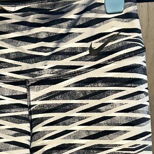 Nike Dri-Fit Leggings Black/Grey/White size SM